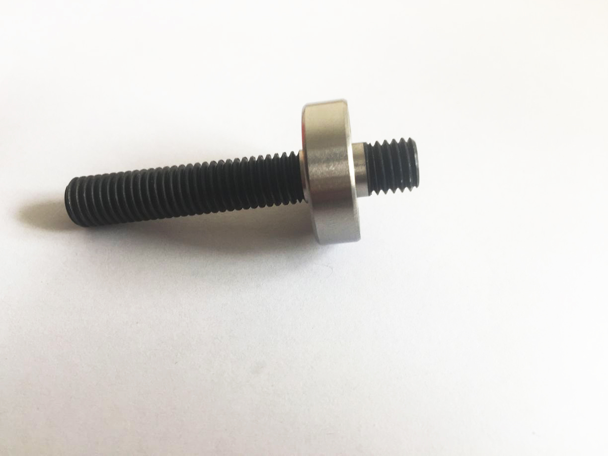 Precise CNC turned steel shaft parts