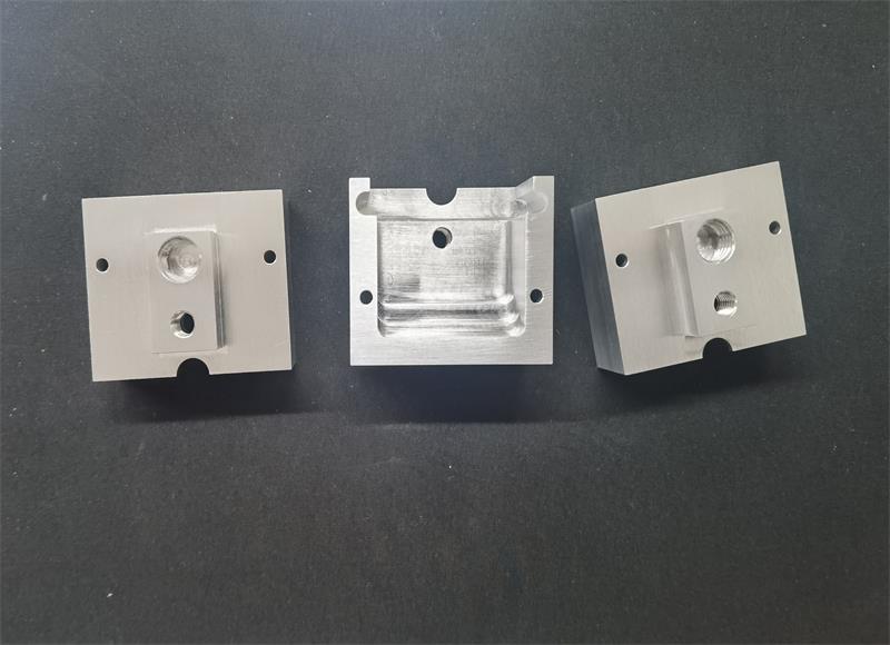 The customer development effect of CNC milling parts is definitely different
